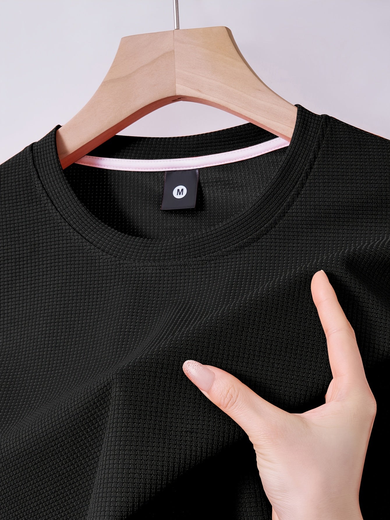 HOTOFF™️Men's Summer Casual Waffle Knit T-Shirt, 100% Polyester Crew Neck Short Sleeve Tee, Geometric Pattern, Slight Stretch, Loose Fit, 180g/m² -