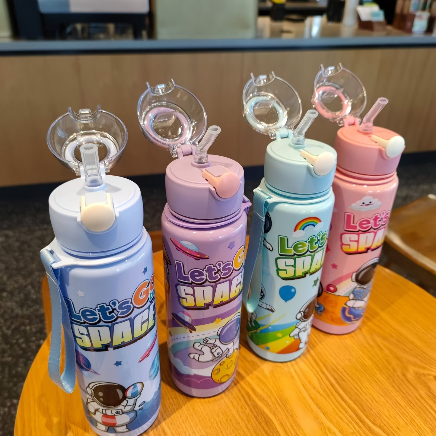 WATTER™BOTTLE 1pcwater bottle 700ml BOYS AND GIRLS Free Leak-Proof Water Bottle - Space- Ideal for Outdoor Activities,