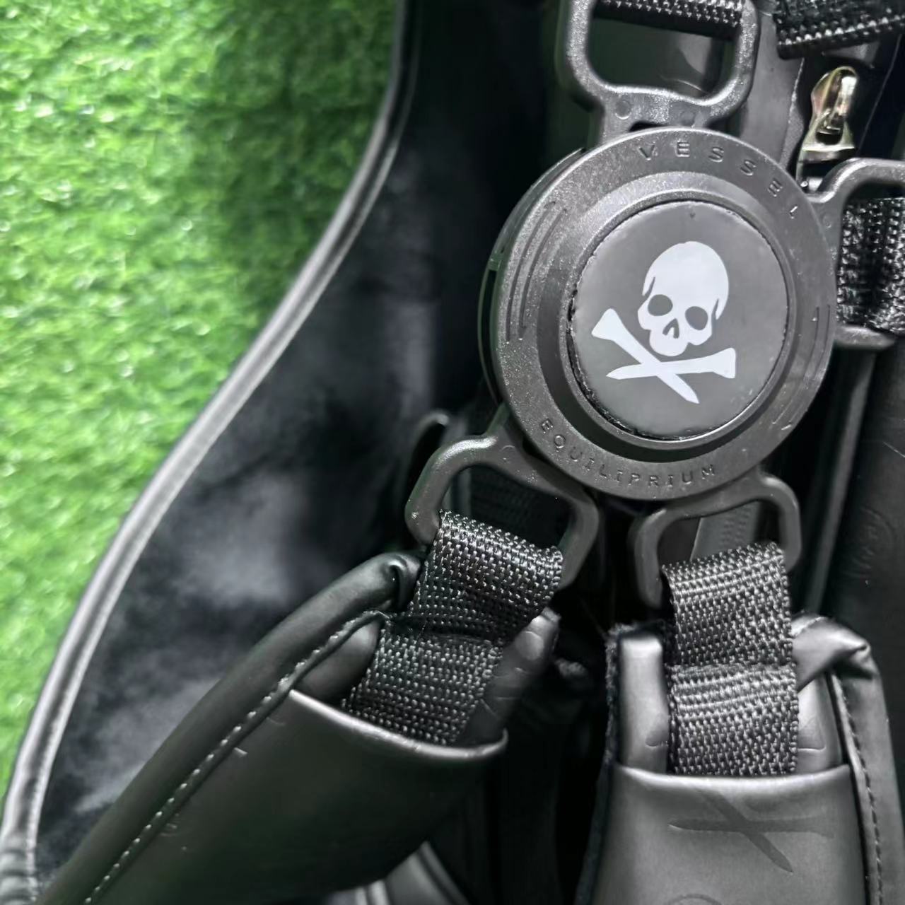 GREENGOLF™ VESSEL™ Golf Stand Bag, Unisex Standard Club, Waterproof Lightweight Faux Leather, Black, Double-Shoulder Golf Bag