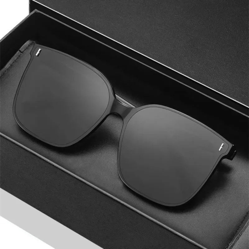 UNDER THE SUN™️ Fashion Personality Ins Trend Black Square Frame UV400 Sunglasses for Unisex Sunglass