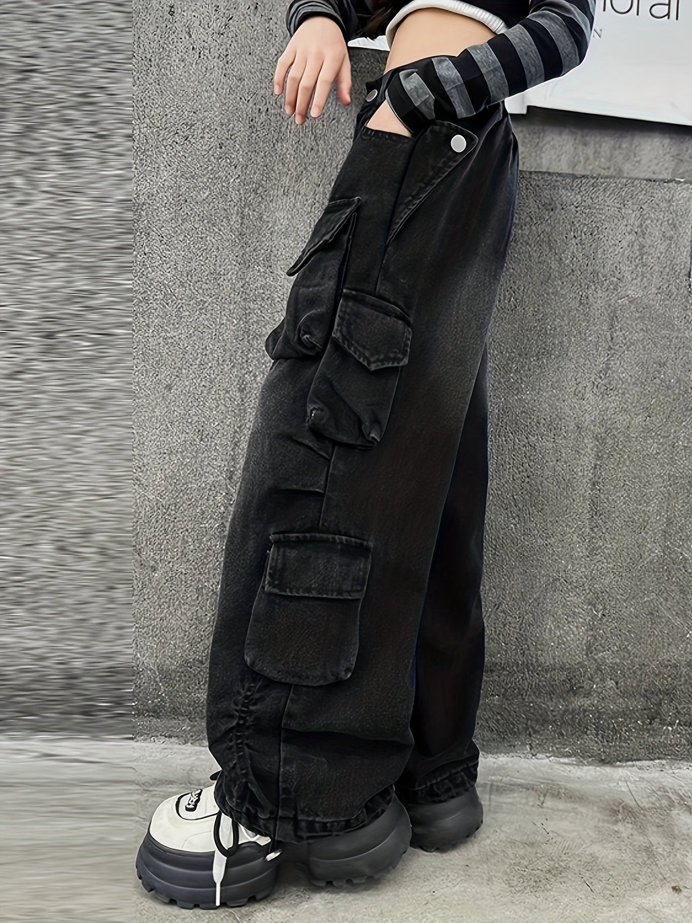cargo™ Girls' Vintage-Inspired Wide-Leg Denim Cargo Pants with Multi-Pocket Detail - Loose Fit, All Seasons