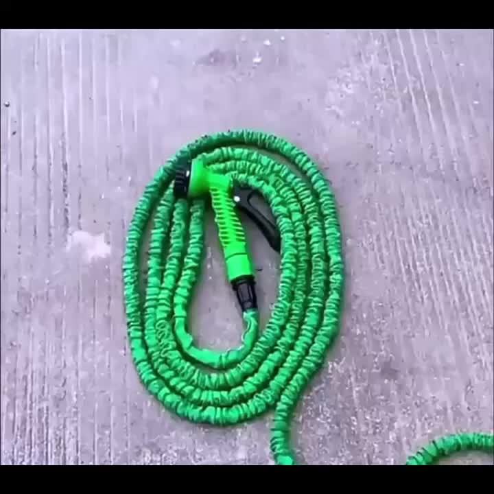 HOZZLE ™100ft Expandable Garden Hose with Multi-Function Spray