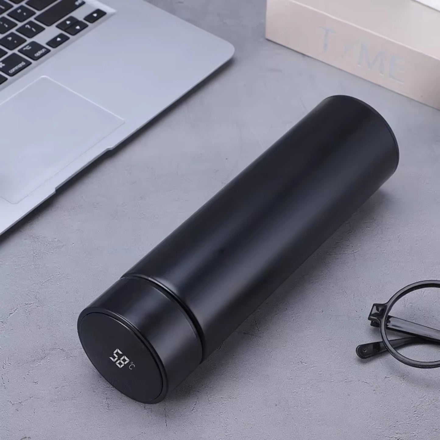 SIPPIE™ 2025 Smart intelligent thermos water bottles with temperature display vacuum mugThis water bottle is fantastic! It keeps my drinks hot or cold all day long,