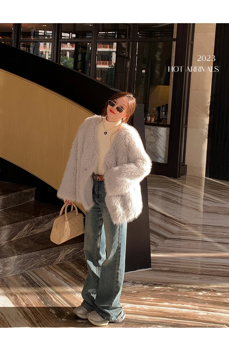 VELUWARM™ | 2025 Women’s Retro Red Turtleneck Sweater – Velvet Lined, Thickened Thermal Knit Layering Top for Winter