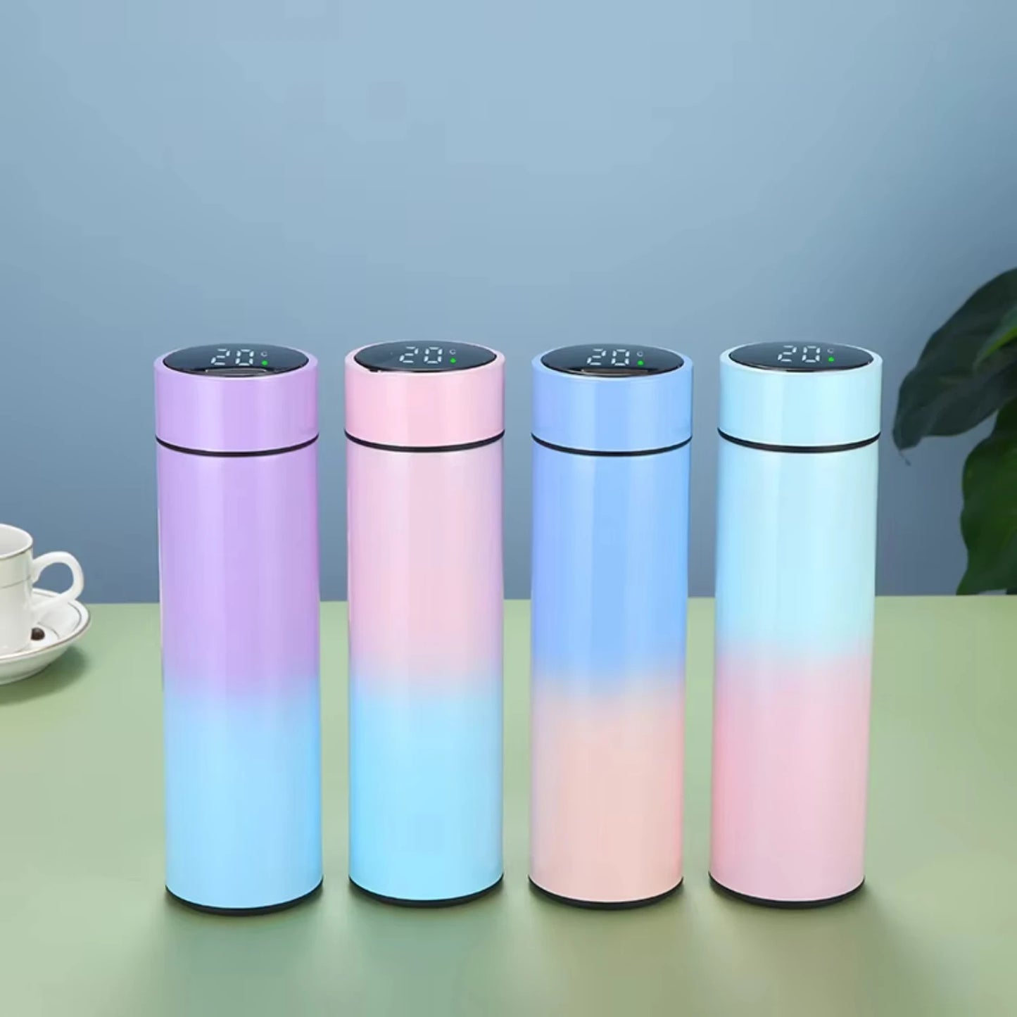 SIPPIE™ 2025 Smart intelligent thermos water bottles with temperature display vacuum mugThis water bottle is fantastic! It keeps my drinks hot or cold all day long,